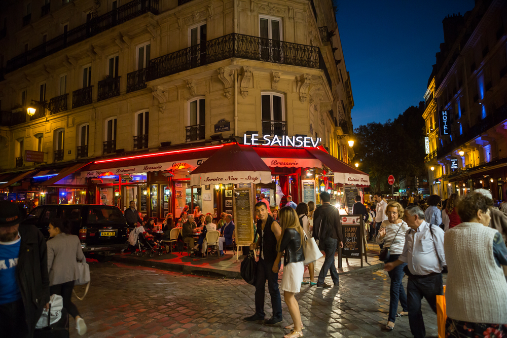 The Best Paris Nightlife Districts